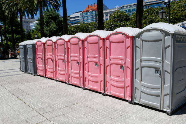 Best Portable Restroom Servicing (Cleaning and Restocking)  in Centerville, MN